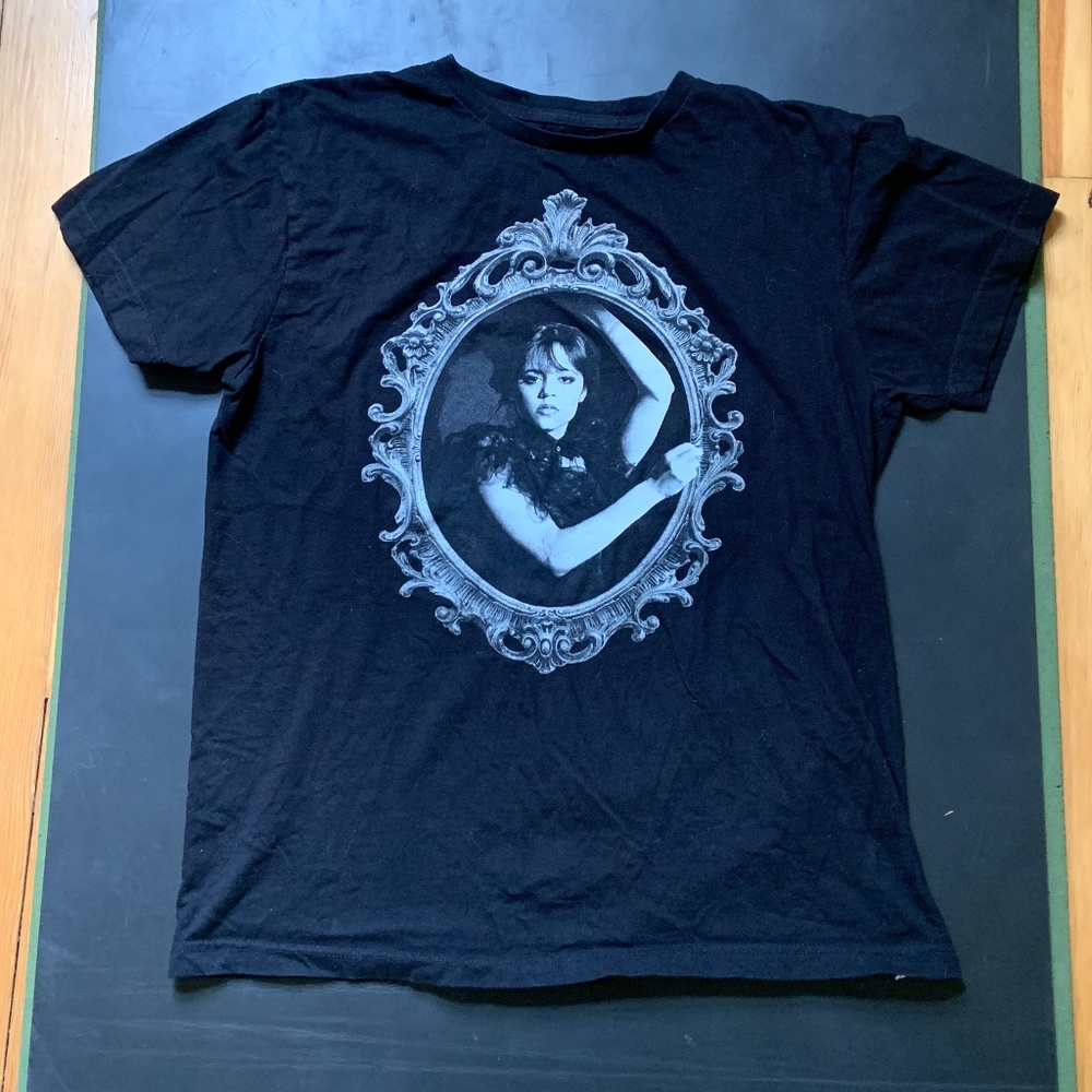 Wednesday T shirt medium black